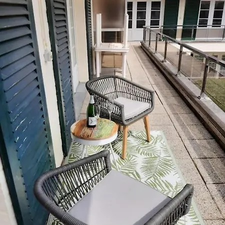 Spacieux Duplex Pres De La 4 2 Sdb * De Haan